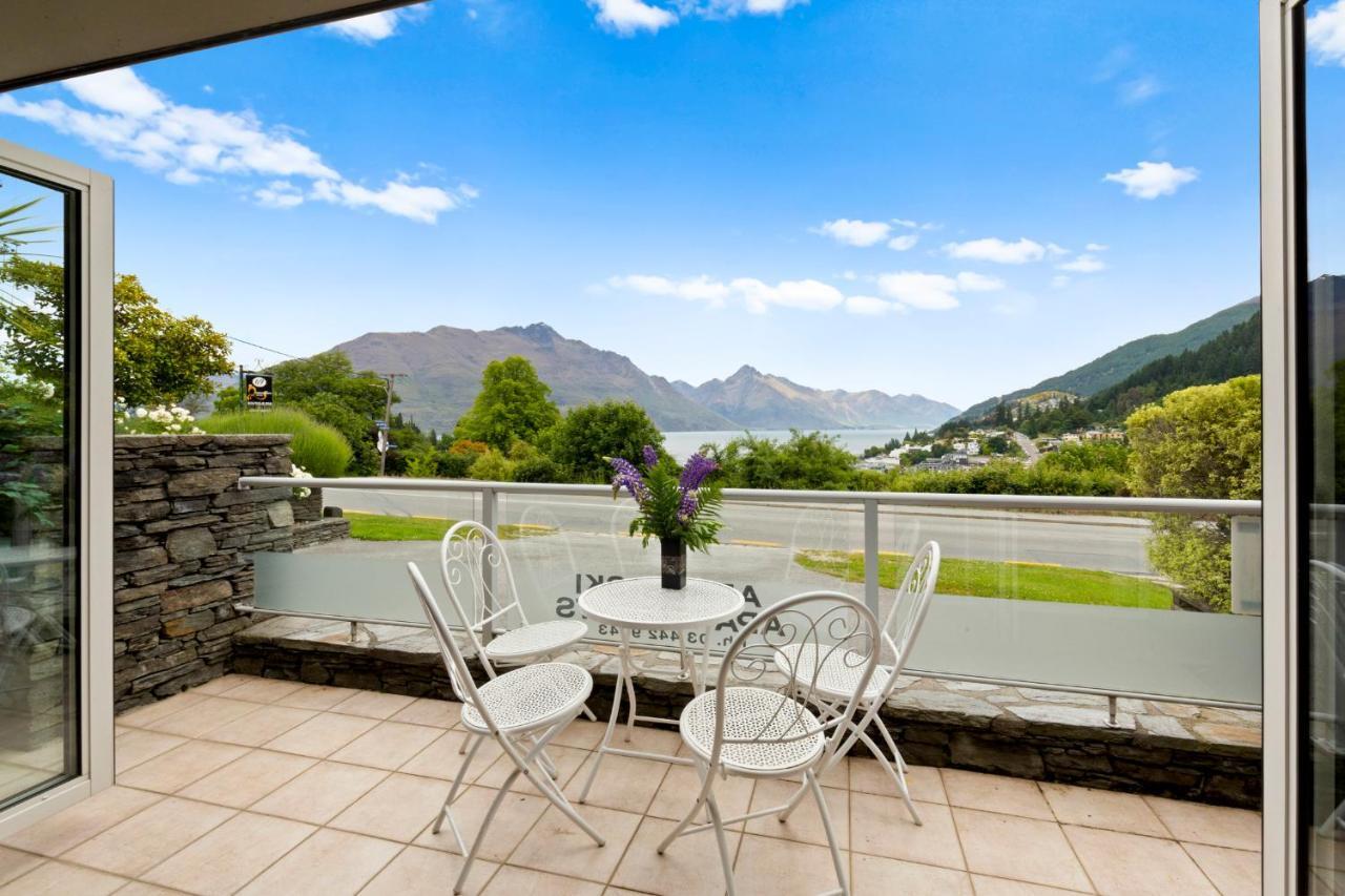 Queenstown House Bed & Breakfast And Apartments Exterior foto